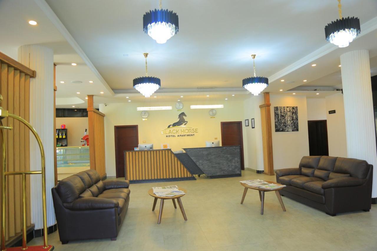 Black Horse Hotel Apartment Adís Abeba Exterior foto
